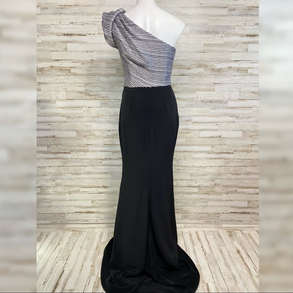 Frascara Sequin One Shoulder Ruffle Detail Gown Womens Size 6 Black Silver - Picture 11 of 15